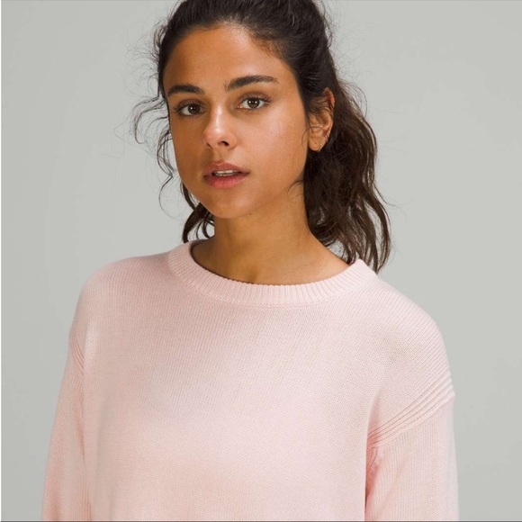 Lululemon 2021 Cashlu Boxy Crewneck Sweater in Pink Mist - Picture 5 of 6